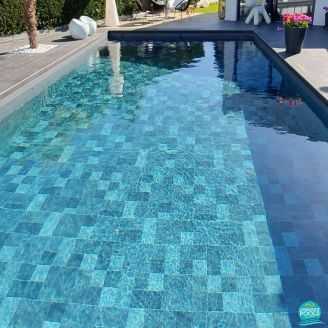 Liner PVC 1.5 mm Bali Design, grosime 1.5 mm, latime 1.65 m, Colectia Design, Italia
